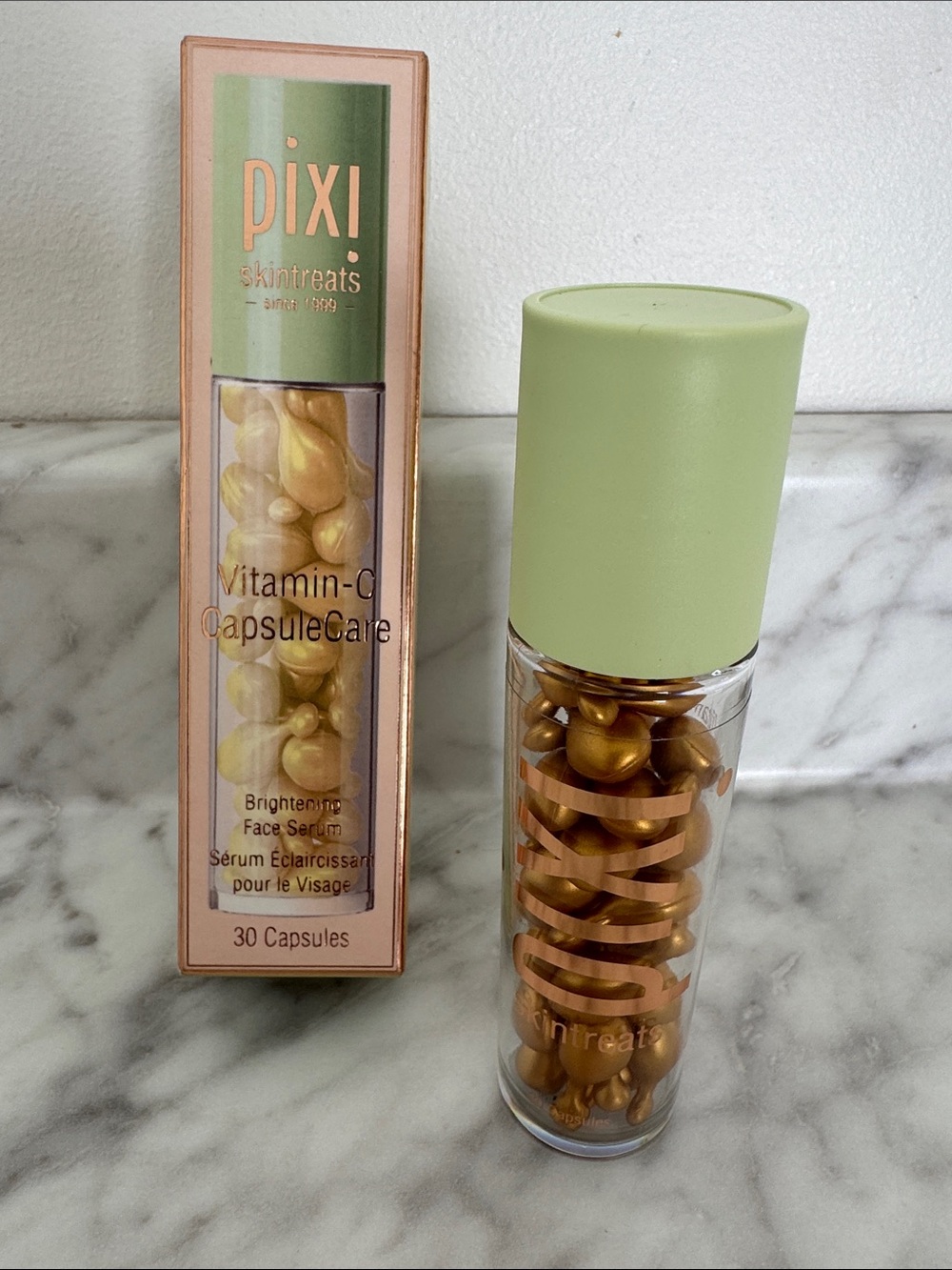 Pixi Vitamin-C CapsuleCare Serum - Green & Gold Capsules
